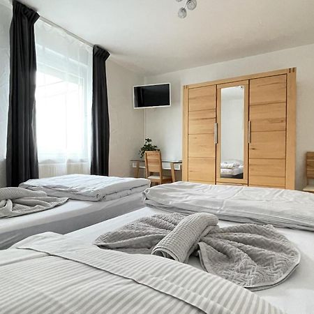 Fewo Reutlingen Heinestrasse ภายนอก รูปภาพ