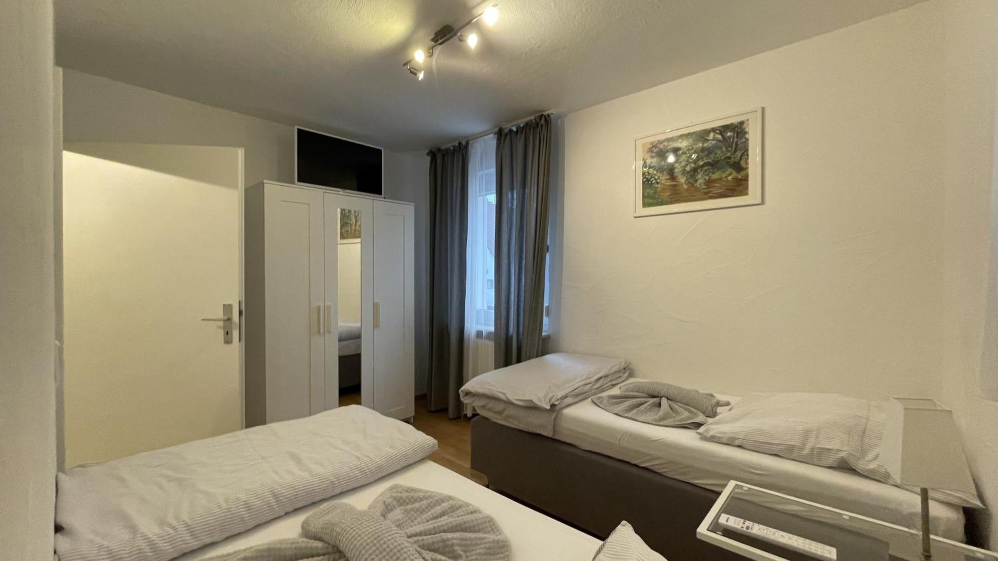 Fewo Reutlingen Heinestrasse ภายนอก รูปภาพ