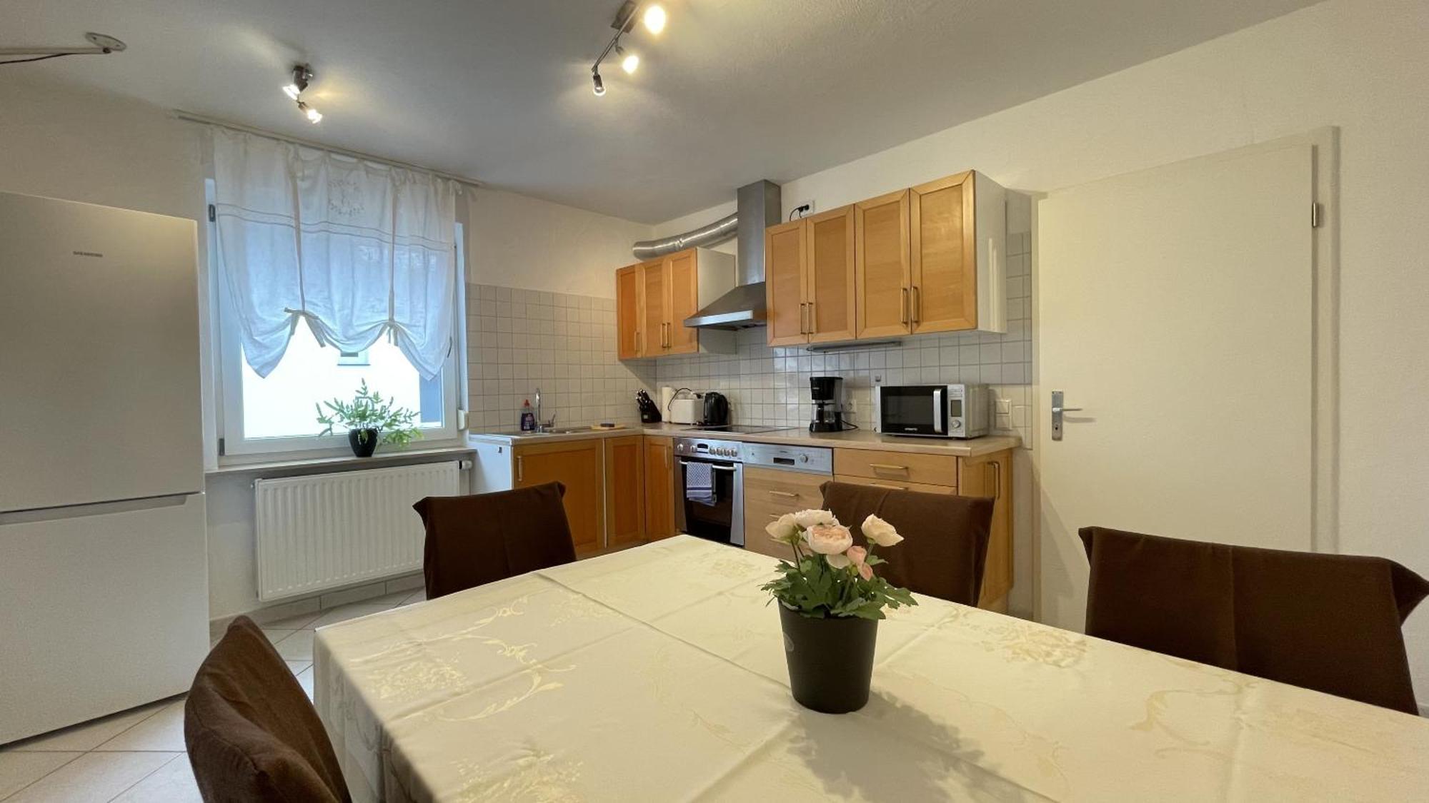 Fewo Reutlingen Heinestrasse ภายนอก รูปภาพ